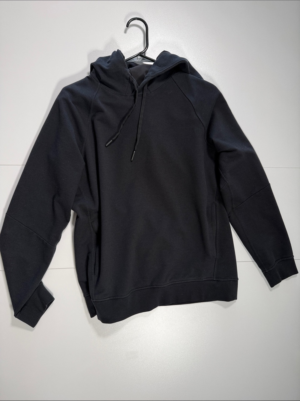 lululemon athletica Men's Black Pullover Hoodie